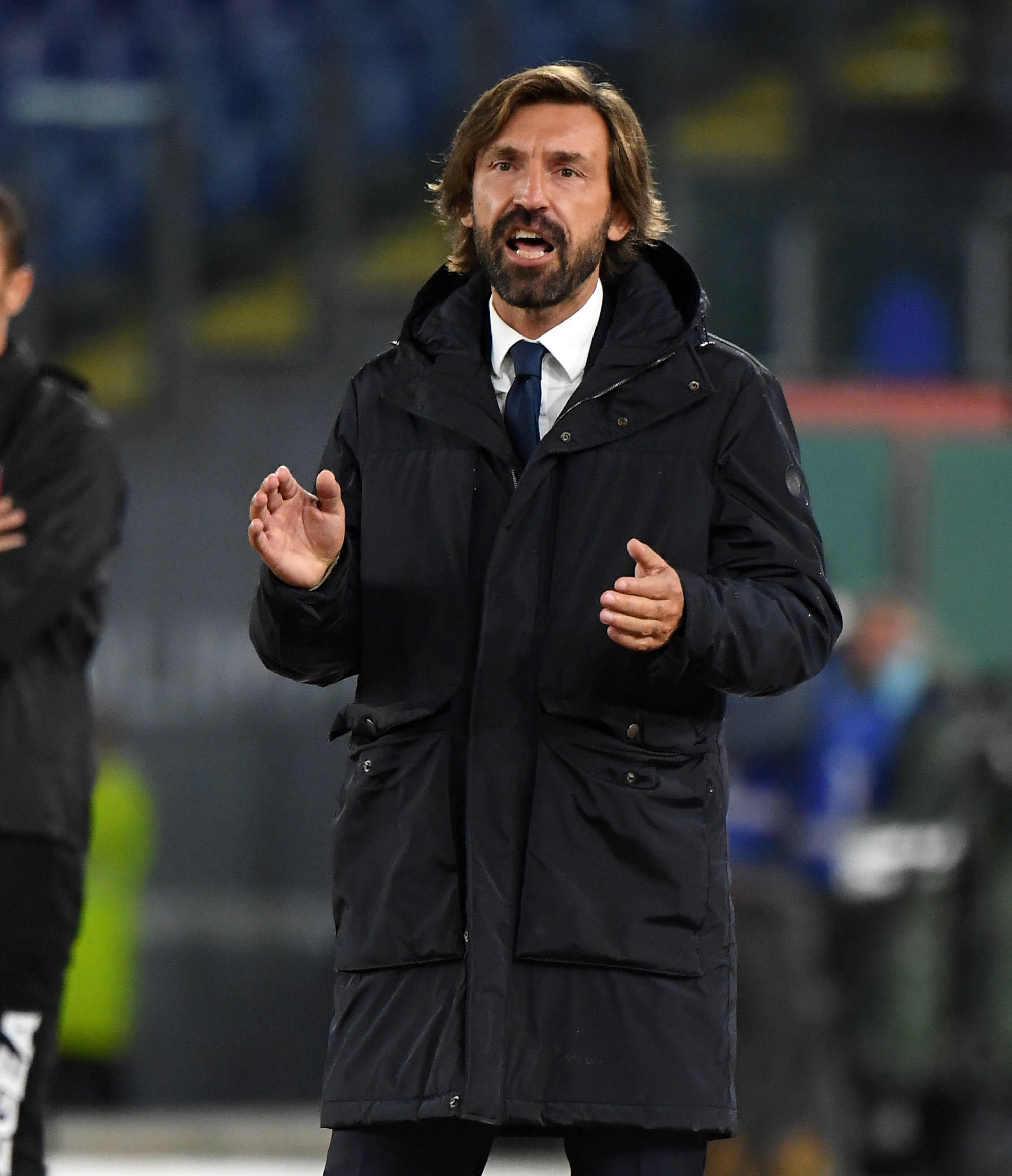 从她的回应 从她的回应