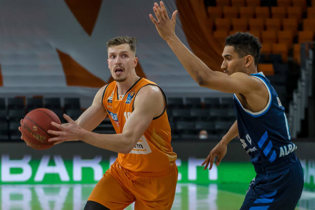 全民参与 全民参与