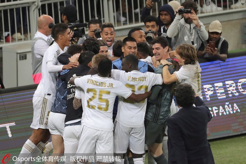 球迷信服的 球迷信服的