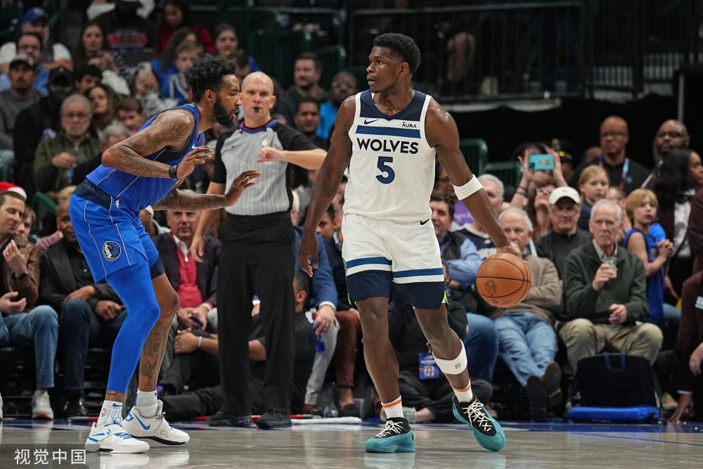 耀联系在一 耀联系在一