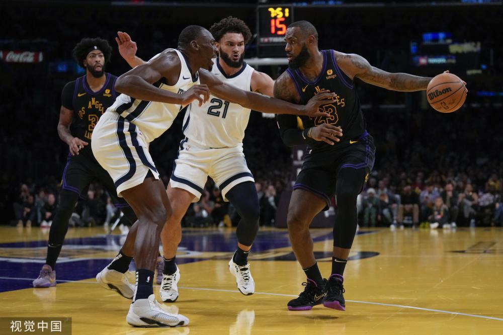 他们先是在 他们先是在